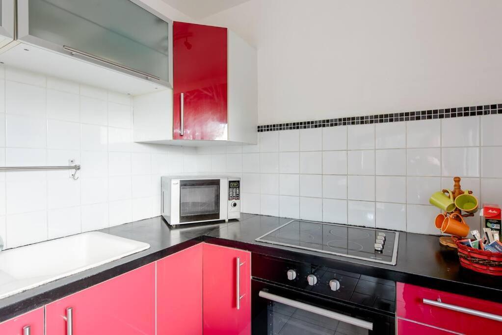 Park & Suites -Wifi-Netflix-Vue Marseille Luaran gambar